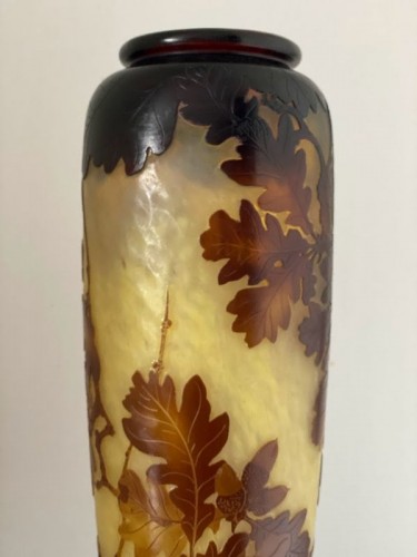 Emile Gallé - Vase Art Nouveau "Lucane et feuilles de chêne" - Antiquités Art Nouveau