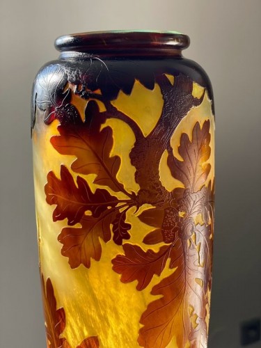 Antiquités - Emile Gallé - Vase Art Nouveau "Lucane et feuilles de chêne"