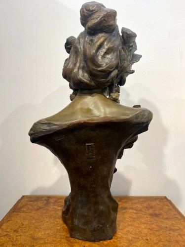 Art nouveau - Friedrich Goldscheider - Buste en Terre Cuite, Allégorie de l'Automne