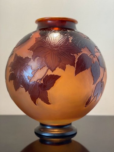 Emile Gallé Vase Boule Art Nouveau Aux Clématites - Verrerie, Cristallerie Style Art nouveau