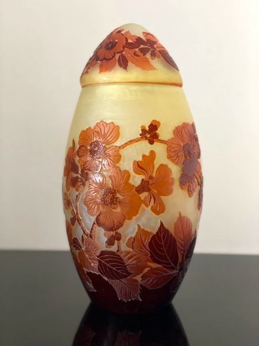 Antiquités - Emile Gallé - Vase couvert Art Nouveau Aux Roses