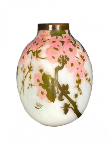 Emile Gallé - Vase Art nouveau "Fleurs de pommiers du Japon"