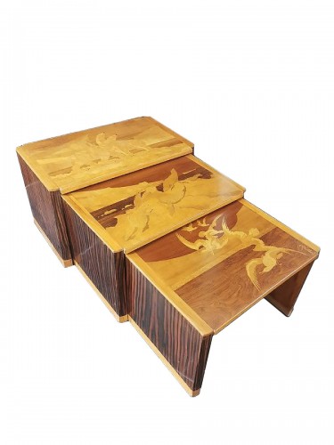 Emile Gallé - Tables basses gigognes "Animaux Polaires"