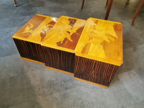 Antiquités - Emile Gallé - Tables basses gigognes "Animaux Polaires"
