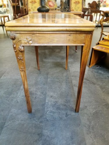 Antiquités - Louis Majorelle -  Table à jeux Art nouveau "Aux trèfles"