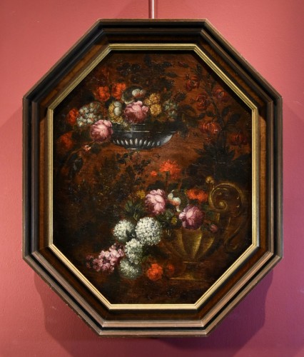 Antiquités - Floral Composition, italian school of the 17th century