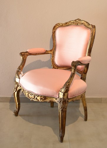 Louis XV - Pair Of gilt wood  Armchairs