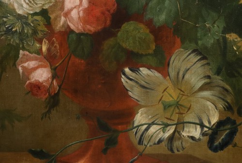 Antiquités - Vase Of Flowers With Butterflies In A Niche, Flemish school of the 18th century