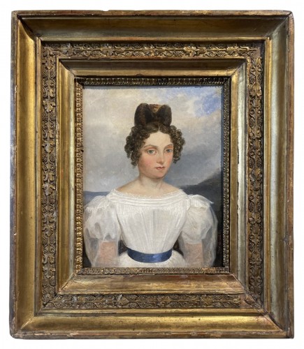 Léopold Leprince (1800-1847) - Portrait d’une jeune femme en robe blanche. Vers 1830
