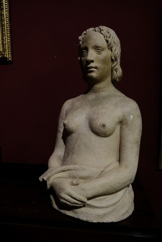 Giorgio Rossi (1892–1963), Figure féminine en terre cuite, années 1930, H. 78 cm - Sculpture Style Art Déco