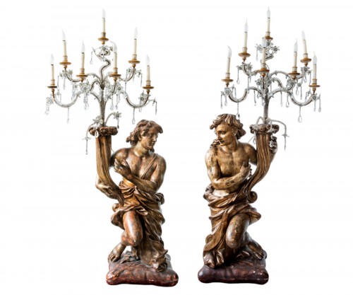 Large pair of carved and gilded wood candle, Italy 17th century