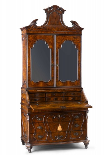 Trumeau veneered in briar, Lombardy, 18th century