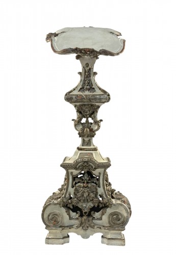 Carved, lacquered, and gilded wooden lectern, Italy late 18th century