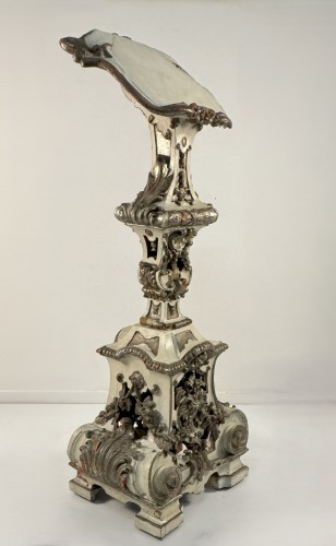 Carved, lacquered, and gilded wooden lectern, Italy late 18th century - Furniture Style 