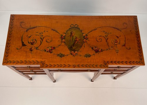 Satinwood desk painted in polychrome, England 19th century - Furniture Style 