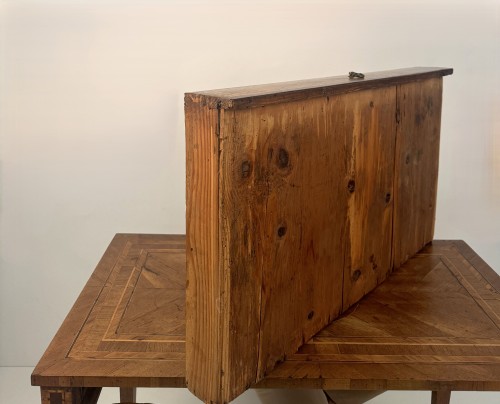 Small desk veneered in different woods, Lombardy late 18th century - Louis XVI