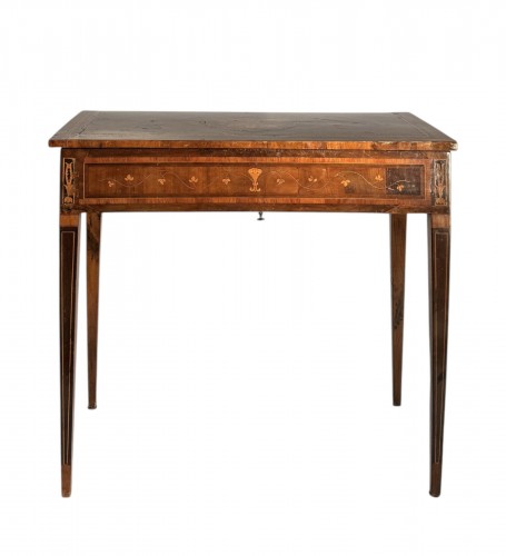  Work table, Lombardy, late 18th century