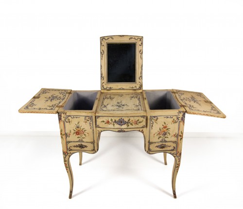 Lacquered wood dressing table, Genoa18th century - 
