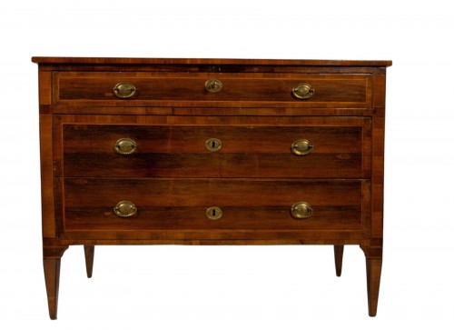 Chest of drawers veneered in rosewood, various woods, late 18th/early 19th 