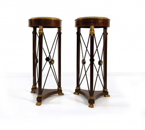 Pair of mahogany gueridons early 20th century - Furniture Style 