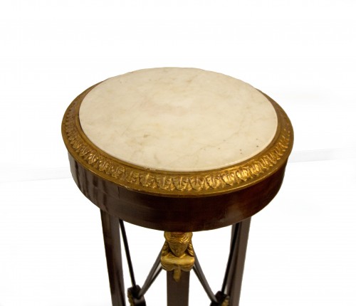 Furniture  - Pair of mahogany gueridons early 20th century