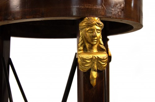 Pair of mahogany gueridons early 20th century - 