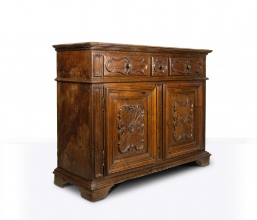 Furniture  - Walnut sideboard, Piedmont 18th century