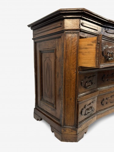 Mobilier Commode - Commode en noyer, Bergame première moitié du XVIIIe siècle