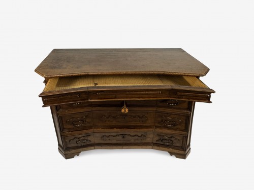Commode en noyer, Bergame première moitié du XVIIIe siècle - Antichità Giglio
