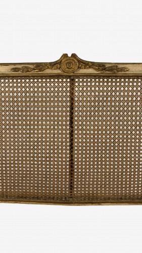 18th century - Lacquered and gilded wooden sofa, late 18th century