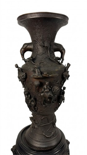 XXe siècle - Paire de grands vases en bronze bruni, Japon, XXe siècle
