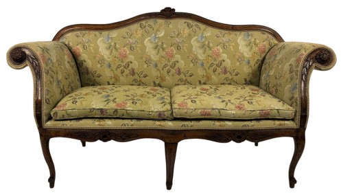 Canapé à dossier incurvé en noyer, Lombardie XVIIIe siècle