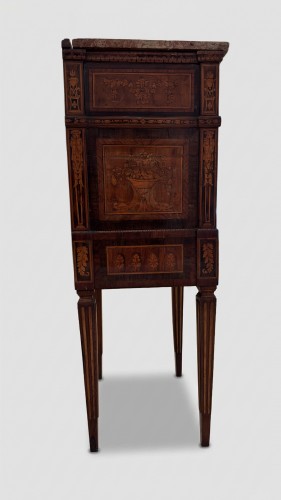 Small chest of drawers, veneered and inlaid with various woods - Furniture Style Louis XVI