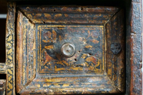 Renaissance - 16th Venetian Persian decor Lacquered Cabinet