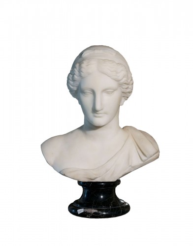 Aphrodite de Cnide, buste en marbre de début 19e