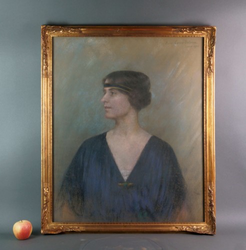 XXe siècle - Pierre Carrier-Belleuse (1851-1931) Portrait de Vedette daté 1921