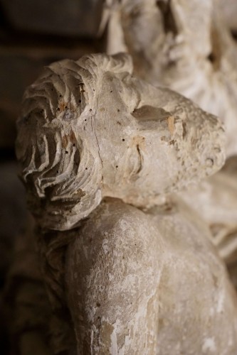 Vierge de Pitié en bois de tilleul France fin du 15e - Renaissance