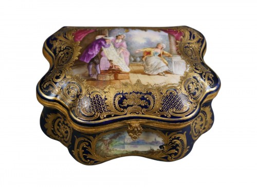 Coffret en porcelaine bleue de Sèvres Napoléon III
