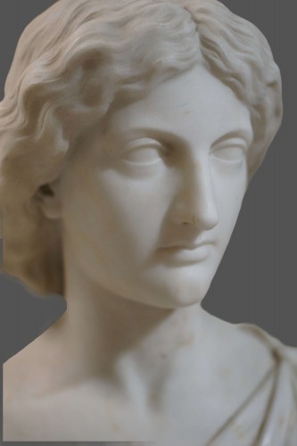 XIXe siècle - Edward William Physick (1774-1862) Asteria, buste néoclassique en marbre