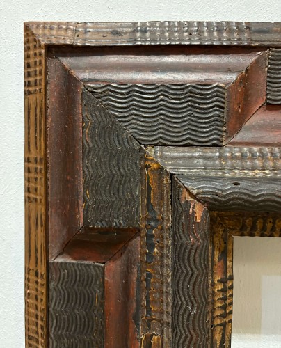 17th century - 17th Carved Wood Frame With Guilloche Decoratio