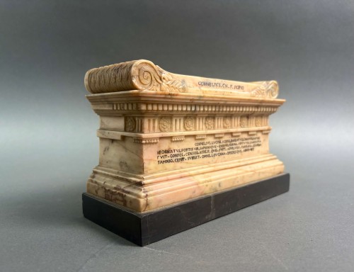 Early 19th Grand Tour Souvenir Marble Sarcophagus Of Lucius Cornelius Scipi - 