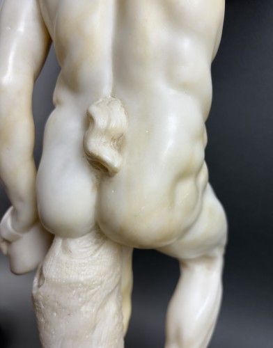 Antiquités - 19th Large Volterra Alabaster Sculpture Satyr With Cymbals