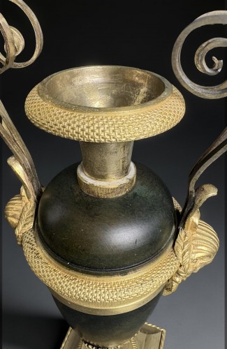 Directoire - Pair of Directoire Urns attributed to Claude Galle