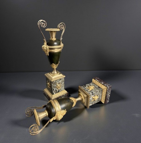 Antiquités - Pair of Directoire Urns attributed to Claude Galle