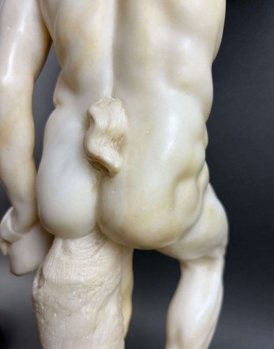 Antiquités - 19th Large Alabaster Satyr With Cymbals