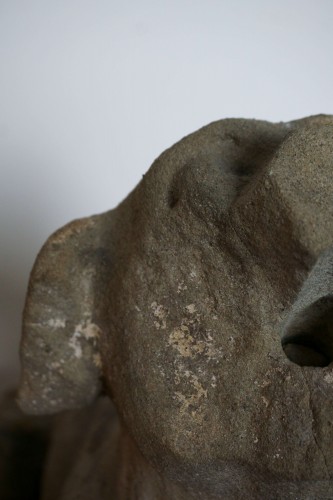 <= 16th century - Pietra Serena  Greyhound 16th century Florentine sculptor