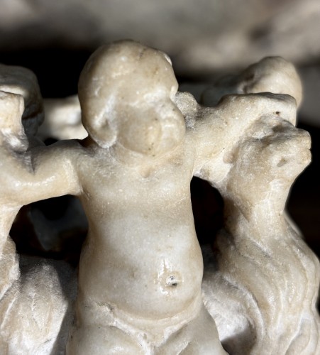Renaissance - Allégorie Putti et lions, petit groupe en marbre, Renaissance italienne 16e siècle