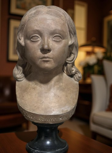Antiquités - Buste de Virginie-Constance Lemercier en terre cuite