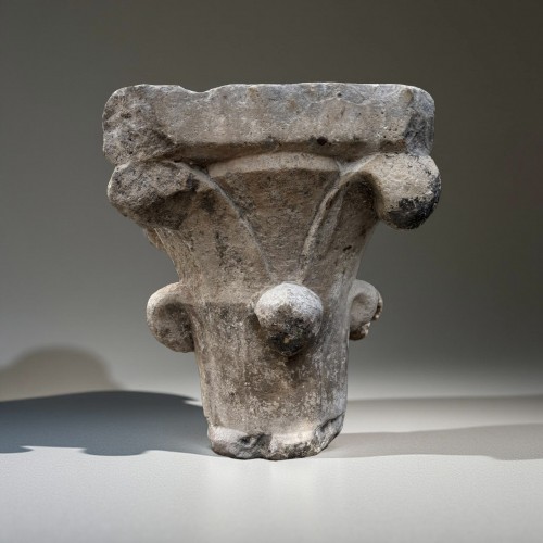 Sculpture Sculpture en Marbre - Paire de chapiteaux médiévaux en marbre, Lombardie XIIe siècle