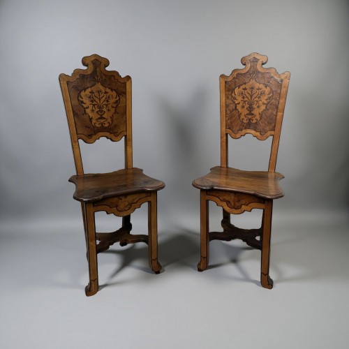 Antiquités - Paire de chaises narquetés de Vénétie, début XVIIIe siècle